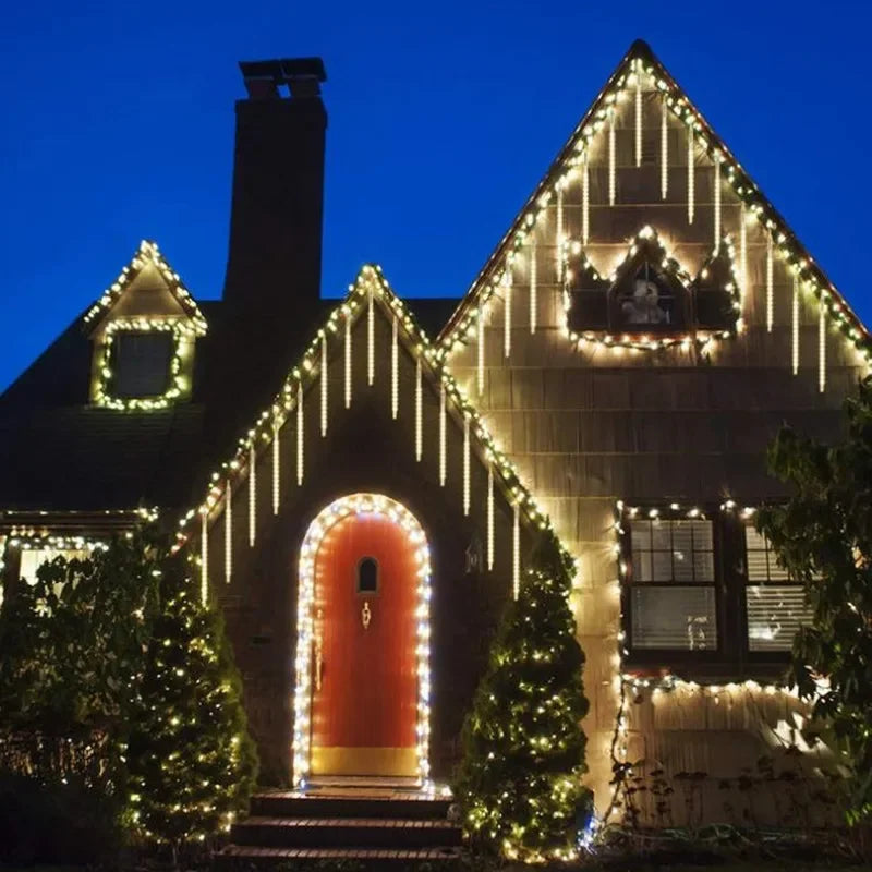 Solar Meteor Shower Lights Outdoor 8 Tube LED Falling Rain Icicle String Lights for Halloween Christmas Weddings Decorations