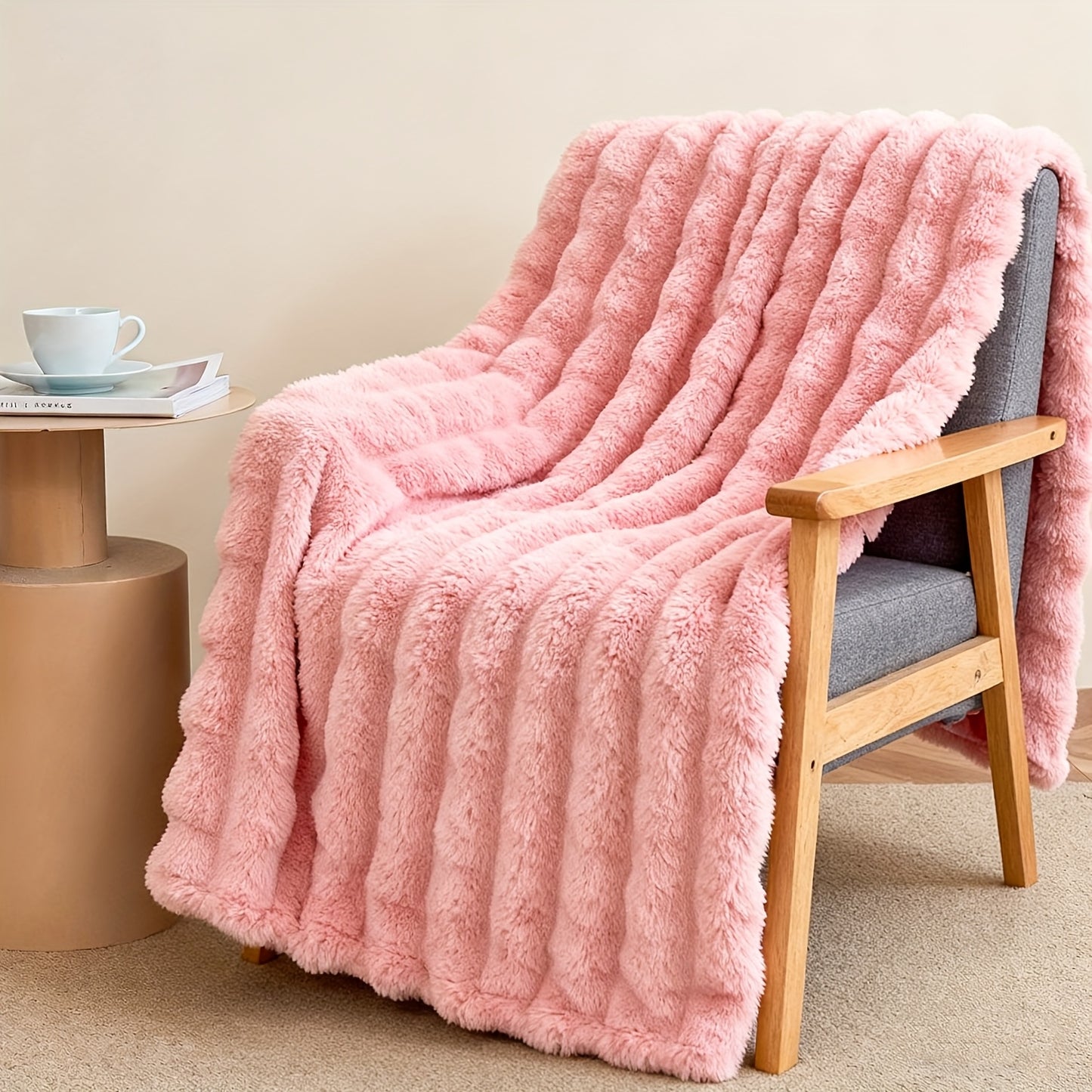 40"x60" Beige Faux Rabbit Fur Blanket - Plush Thick Bubble Texture All-Season Soft Cozy Bedspread, Beige-Tone Beige Furry Couch Cover for Bed, Sofa & - Luxury Bedding Accessory (No Pattern)