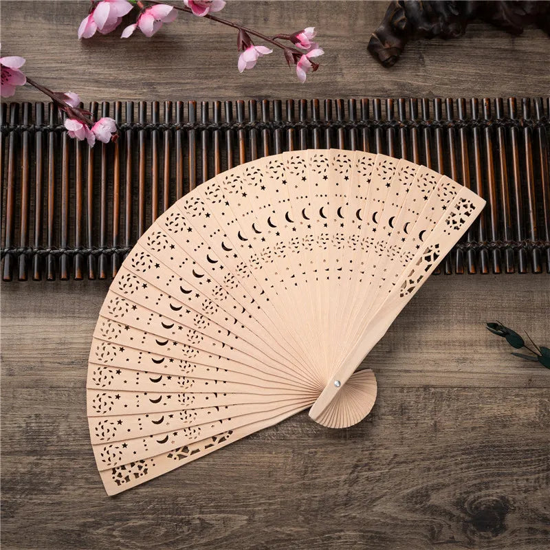 Personalized Portable Wooden Fan Wedding Favors Gifts For Guest Sandalwood Hand Fan Party Decoration 20cm Wood Folding Fan