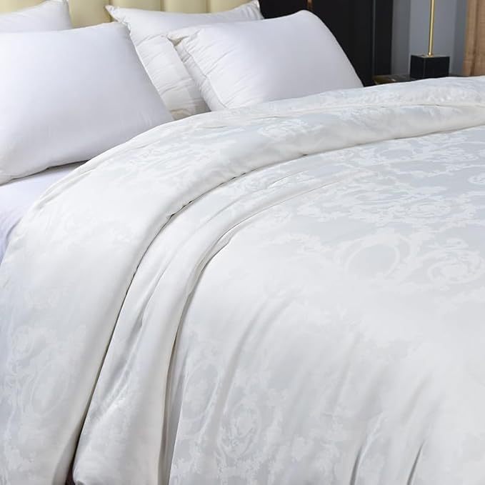1pc Queen Size Luxury Mulberry Silk Comforter - All Season Lightweight Duvet Insert, Ultra Soft And Breathable Quilt, Ideal for Year-Round Use On Any Bed Temperature Regulating for All Season Comfort