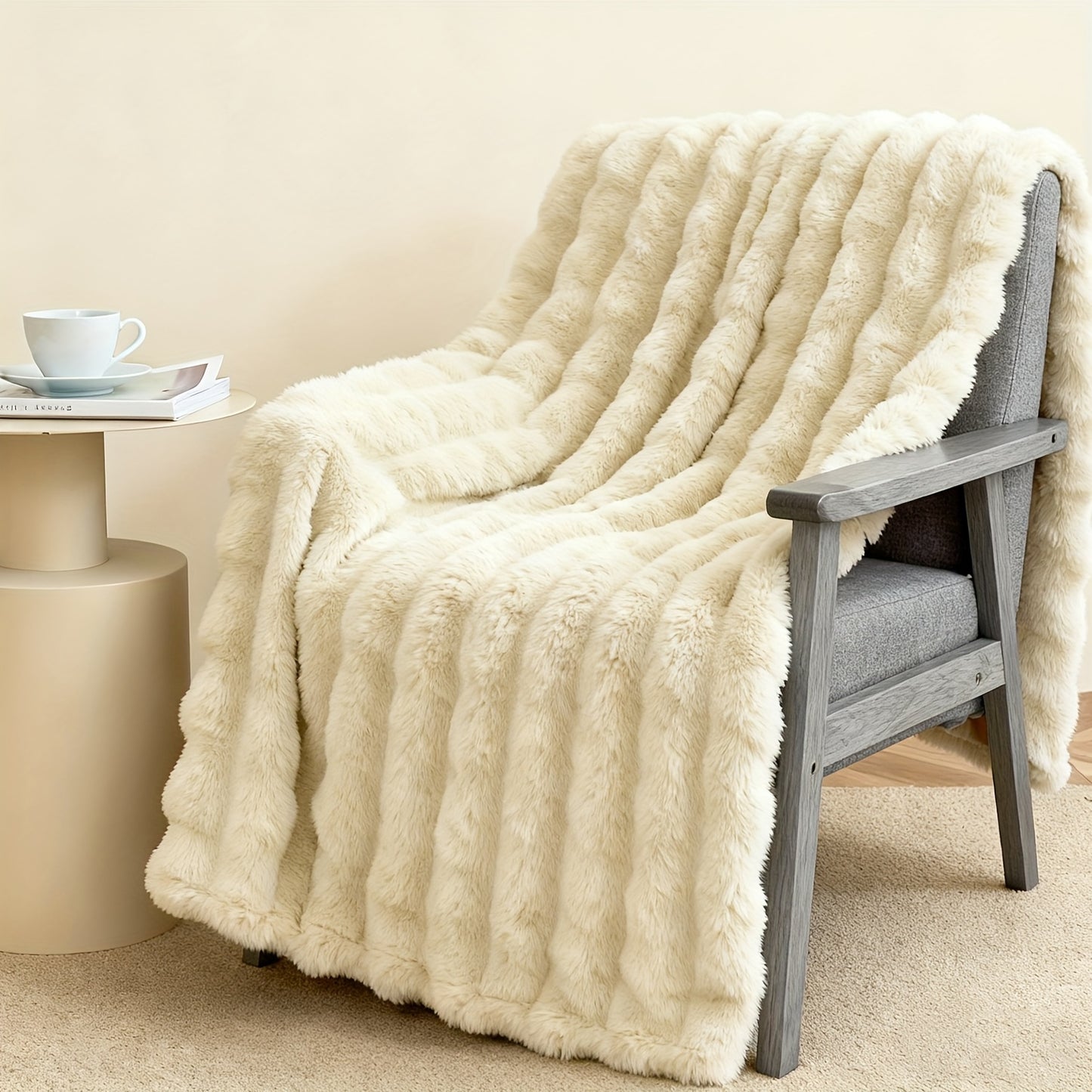 40"x60" Beige Faux Rabbit Fur Blanket - Plush Thick Bubble Texture All-Season Soft Cozy Bedspread, Beige-Tone Beige Furry Couch Cover for Bed, Sofa & - Luxury Bedding Accessory (No Pattern)