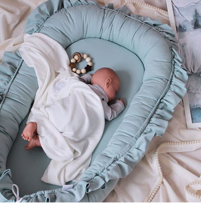 Anti-startle Bed for Babies Portable Infant Lounger